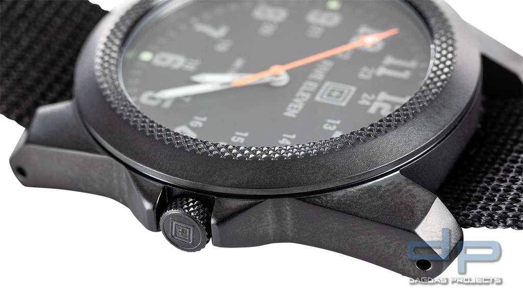 TACTICAL PATHFINDER WATCH ARMBANDUHR in schwarz und kangaroo