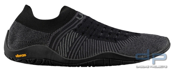 UYN - Beemotion Black (leichte Barffuss Schuhe) in Schwarz